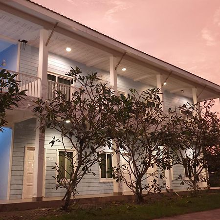 Vanilla Ville Resort Khlong Thom Buitenkant foto