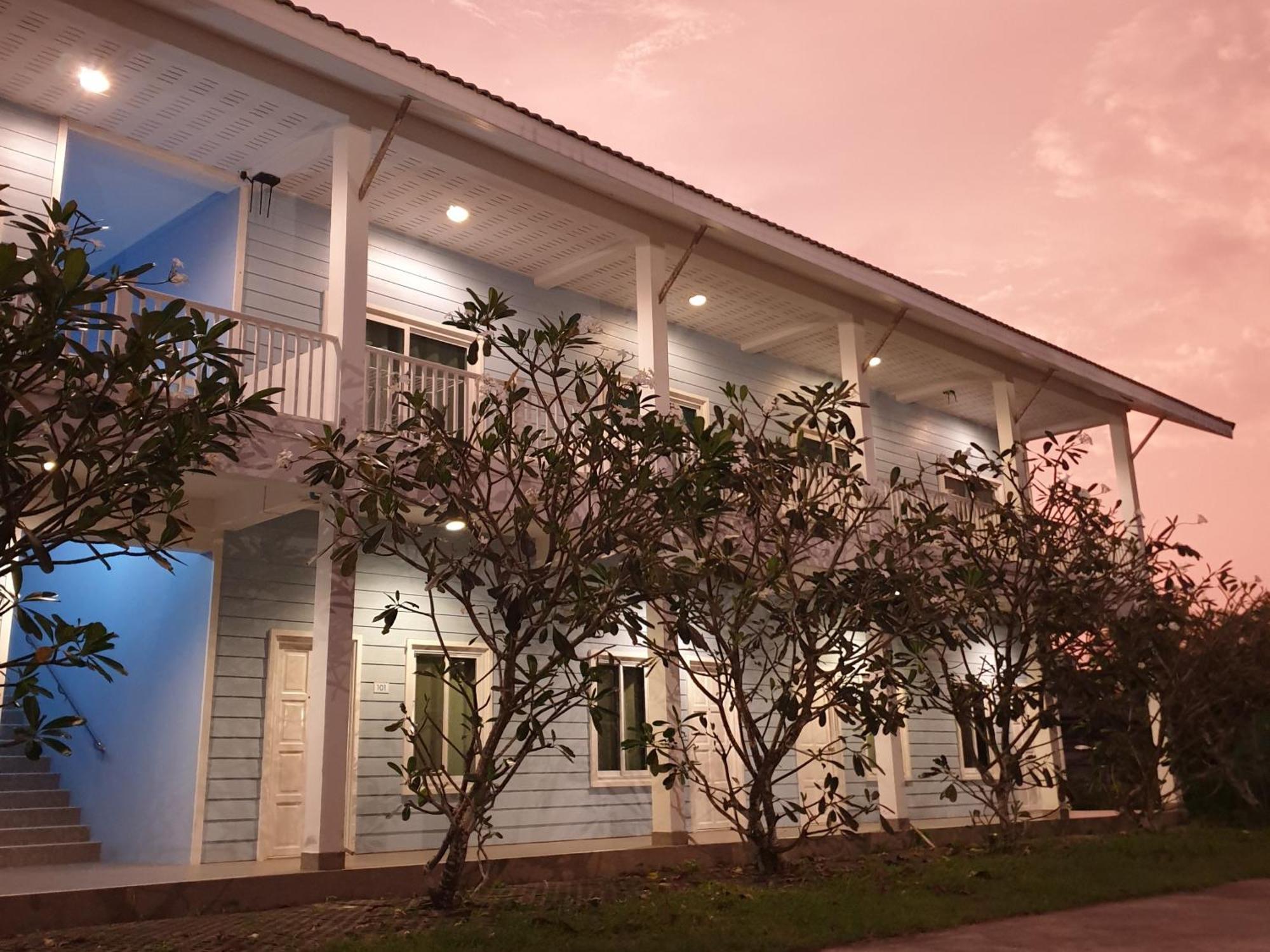Vanilla Ville Resort Khlong Thom Buitenkant foto