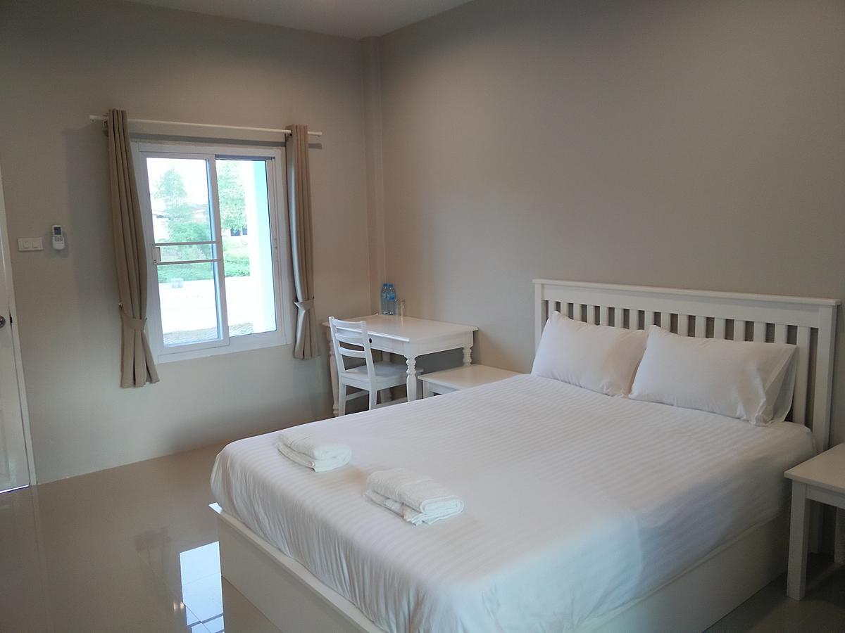 Vanilla Ville Resort Khlong Thom Buitenkant foto